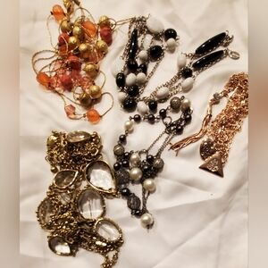 5 Piece Necklace Lot